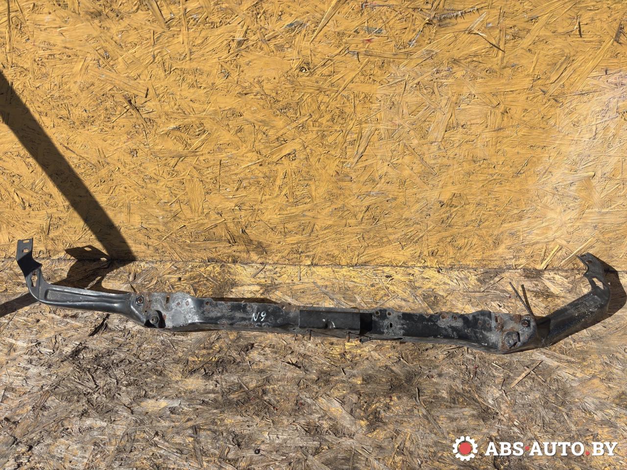 планка под капот Citroen C4 Picasso 1 поколение 2009, 1.6 л., 9HZ (DV6TED4), дизель, АКПП, правый руль - фото №1