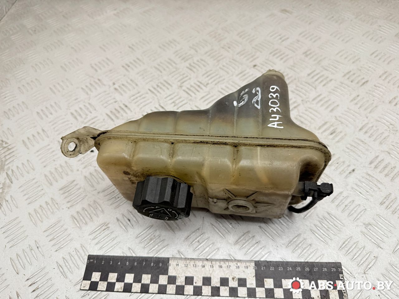 бачок расширительный Citroen C5 2 поколение 2009, 1.8 л., 6FY (EW7A), бензин, МКПП, универсал, 917A1 - фото №1