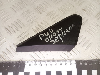 накладка крыла (уголок зеркала) переднего правая Kia Rio 2 поколение 2007, 1.5 л., 861911G000