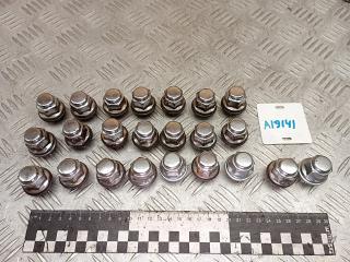 гайка колесная Toyota RAV4 3 поколение (XA30) 2008, 2.2 л., D-4D, 2AD-FTV, дизель, МКПП, внедорожник 5 дв.