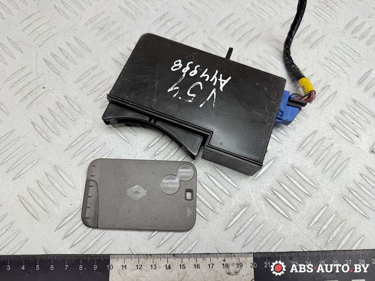 блок считывания ключ-карты Renault Laguna 2 поколение 2002, 1.9 л., F9Q 750, дизель, МКПП, хетчбэк 5 дв., передний привод, A1069205, 8200091857 - фото №1