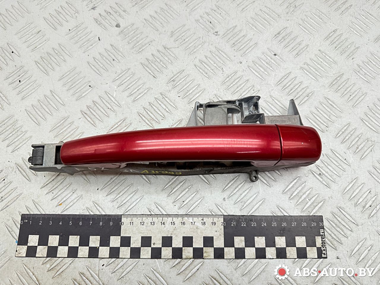 ручка наружная задняя левая Peugeot 3008 1 поколение 2012, 1.6 л., дизель, робот, передний привод, правый руль, 111671ZP5G2, 9684560080 - фото №1