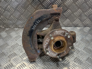 ступица передняя левая Mazda 3 BK 2005