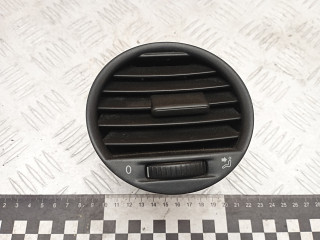 дефлектор обдува салона Volkswagen Caddy 3 поколение 2008, 1.9 л., BLS, дизель, АКПП, 2K0819703B