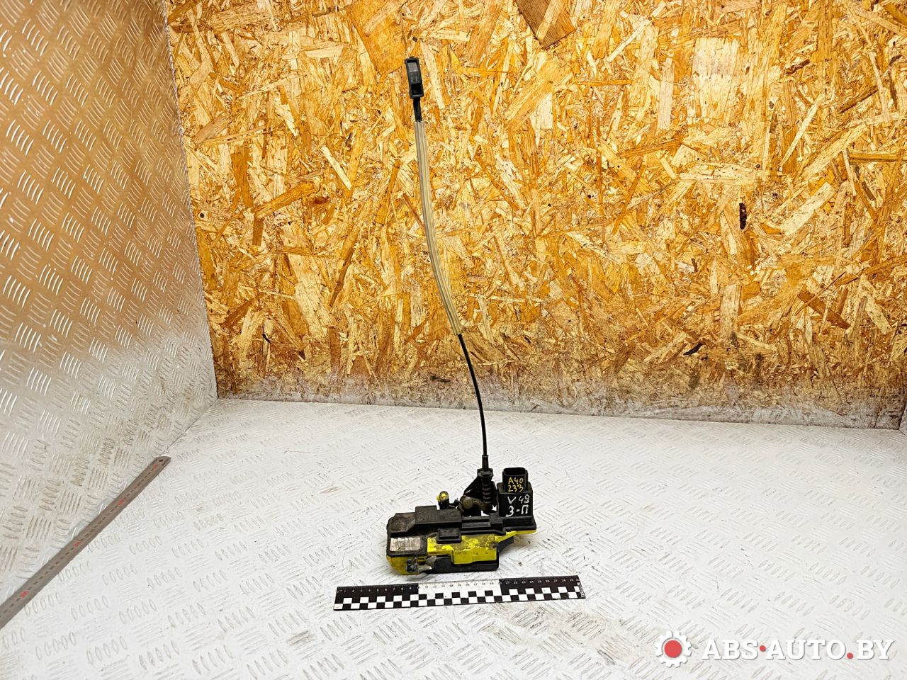 замок двери задней правой Volvo S60 1 поколение 2003, 2.4 л., дизель, МКПП, седан, 8650554 - фото №1