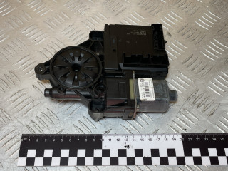 моторчик стеклоподъемника передний левый Volkswagen Passat B6 2010, 1.4 л., CDGA, бензин, АКПП, универсал, 3C0959701, 3C1837461L