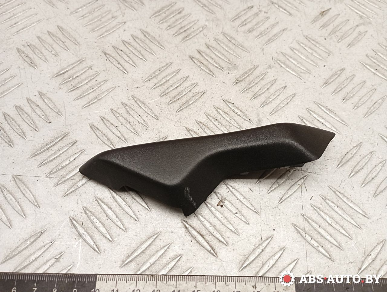 пластик Peugeot 308 T7 2010, 2.0 л., RHR (DW10BTED4), дизель, МКПП, универсал, 9683510777 - фото №1