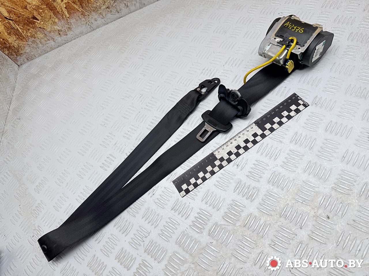 ремень безопасности Volkswagen Touareg 1 поколение 2006, 3.0 л., BKS, дизель, АКПП, внедорожник 5 дв., полный привод, 560981601, 7L0857706H - фото №1