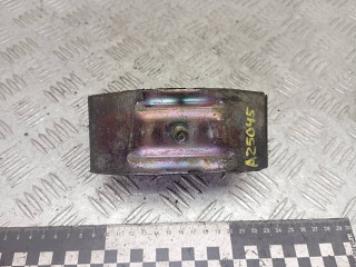 подушка крепления двигателя Renault Rapid 1 поколение 1994, 1.6 л., дизель