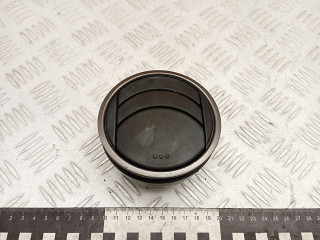 дефлектор обдува салона Mazda 6 GG 2003, 2.0 л., бензин, МКПП, правый руль, GJ6A