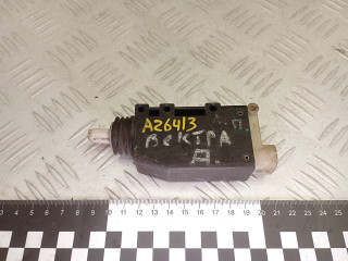 активатор (привод) замка двери Opel Vectra A 1995