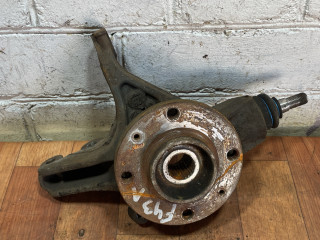 ступица передняя левая Peugeot 3008 1 поколение 2011, 1.6 л., дизель, робот, передний привод, правый руль