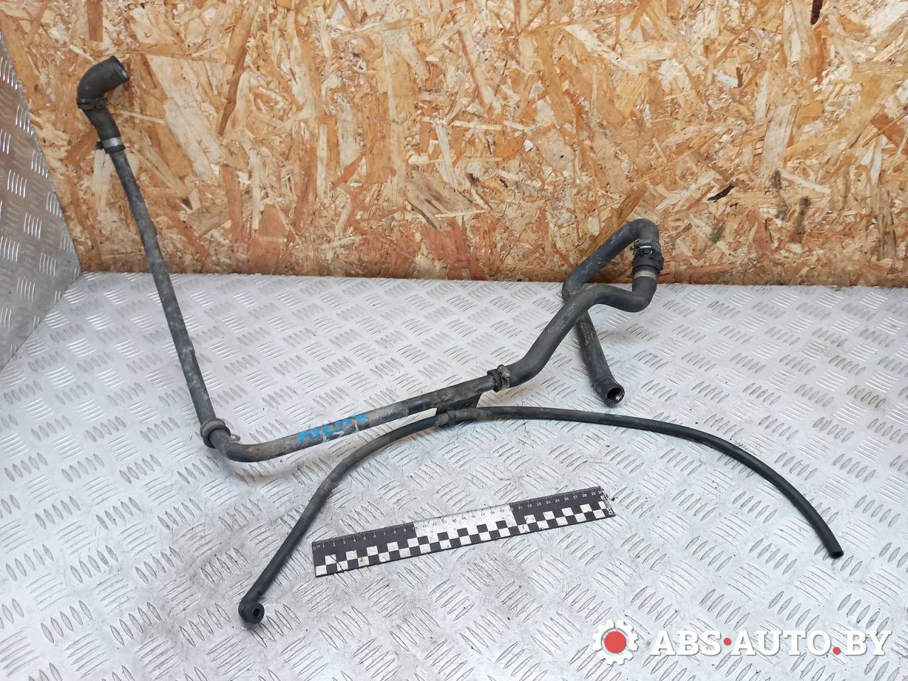 трубка охлаждающей жидкости Mercedes-Benz Vito W639 2006, 2.2 л., дизель, МКПП, A6462030240, A6398328123, A6398324823 - фото №1