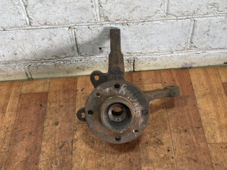 ступица передняя левая Renault 19 2 поколение 1995