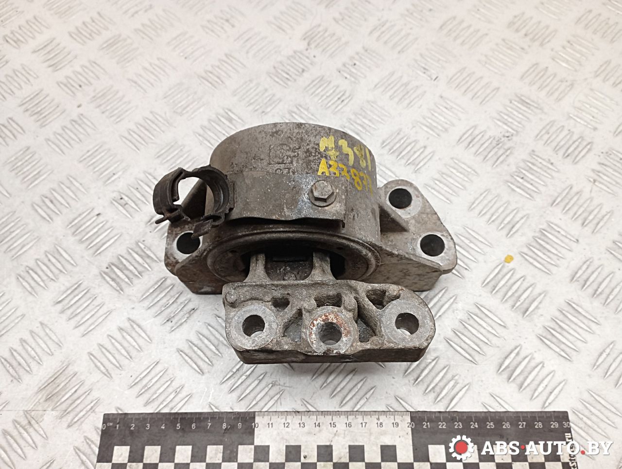 подушка крепления двигателя Peugeot Bipper 1 поколение 2010, 1.4 л., 8HS (DV4TED), дизель, АКПП, правый руль, A2360132 - фото №1