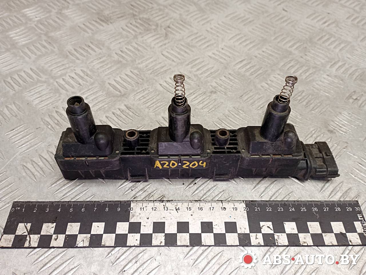 катушка зажигания Opel Corsa C 2002, 1.0 л., бензин, 0221503014 - фото №1