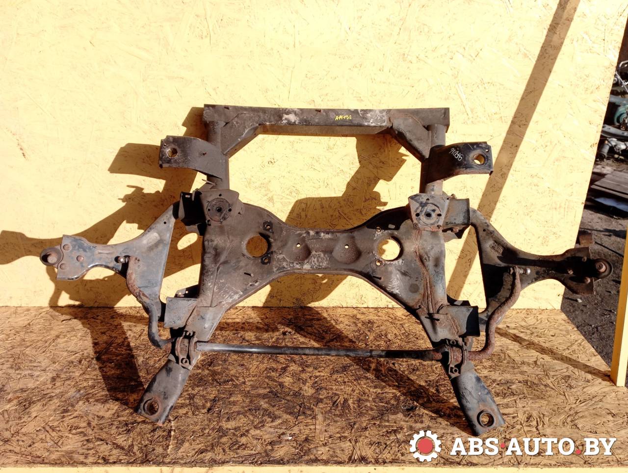 балка подвески передняя (подрамник) Mercedes-Benz Vito W639 2006, 2.2 л., дизель, МКПП - фото №1