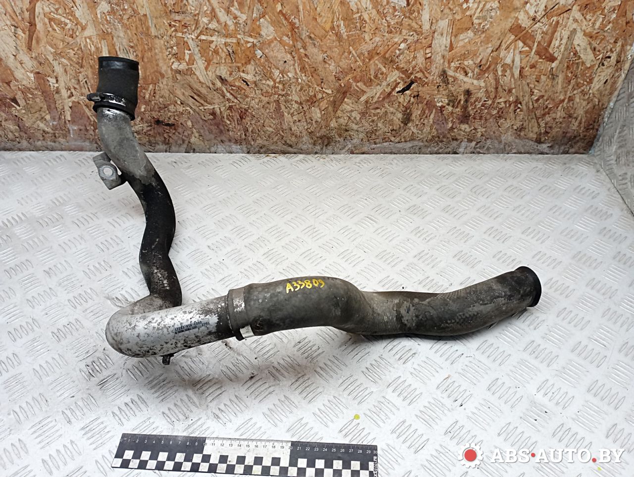 патрубок интеркулера Honda Civic 8 поколение 2008, 2.2 л., N22A2, дизель, МКПП, хетчбэк 5 дв., правый руль, 17283RSRE00, 17282RSRE01, 17284RSRE01, 17283RSRE000 - фото №1