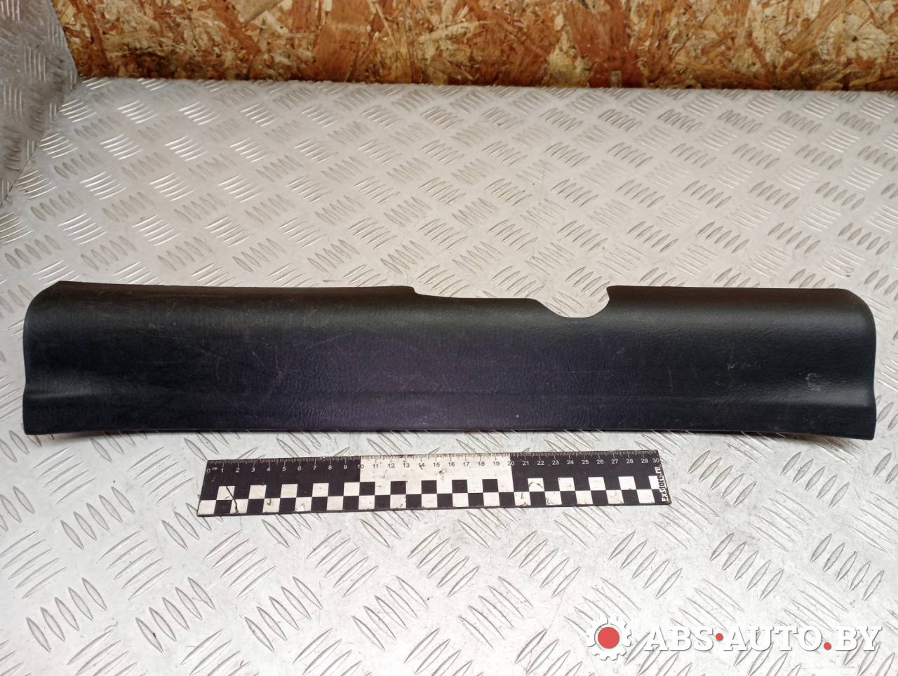 накладка на порог Kia Sorento 2 поколение 2010, 2.2 л., дизель, МКПП, полный привод, правый руль, 858732P000 - фото №1