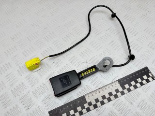 замок ремня безопасности Volkswagen Touareg 1 поколение 2006, 3.0 л., BKS, дизель, АКПП, внедорожник 5 дв., полный привод, 7L0857778C