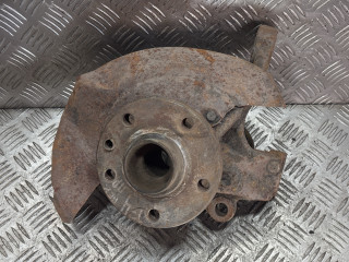 ступица передняя правая Volkswagen Transporter T4 1998