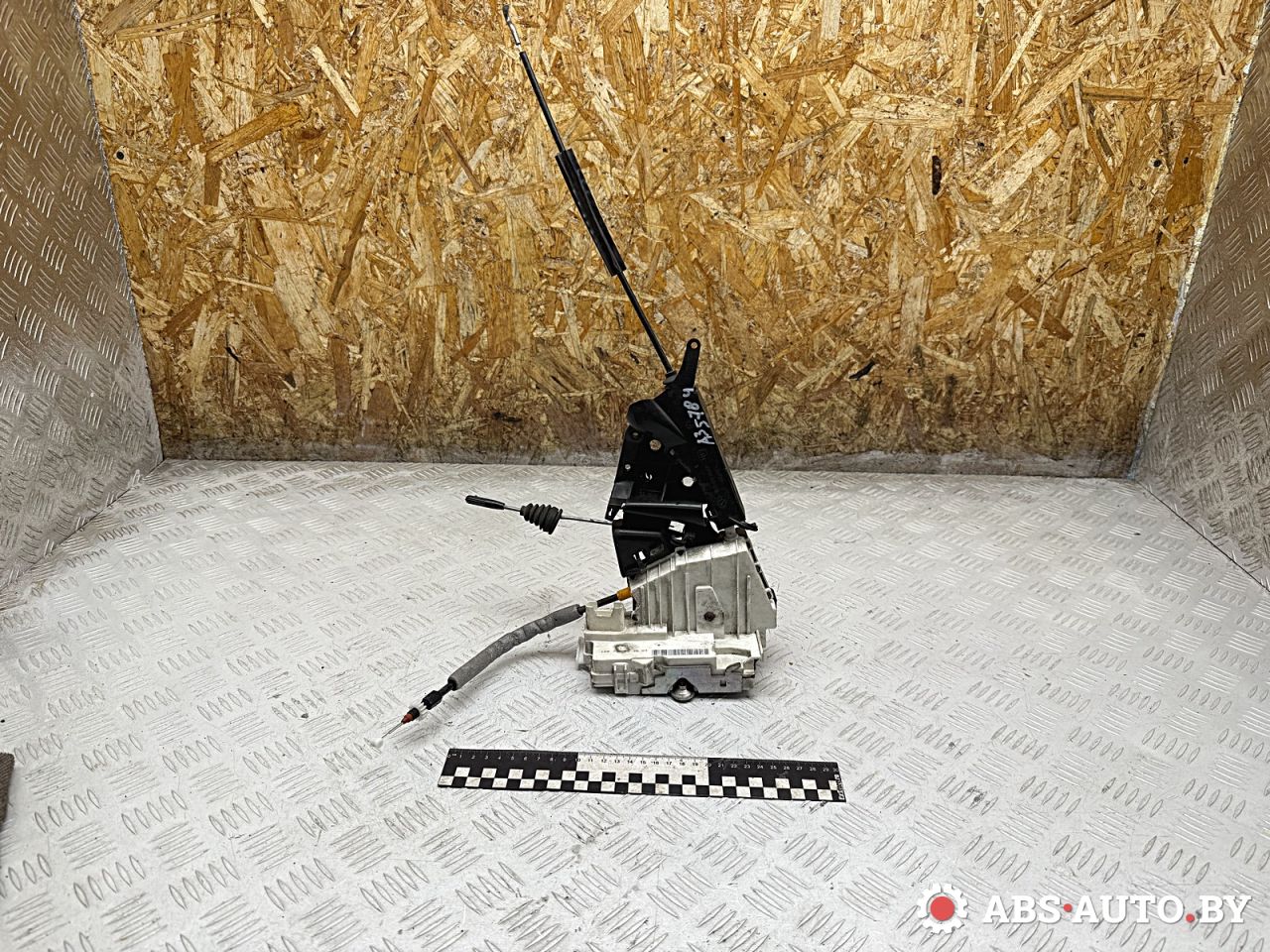 замок двери задней правой Mercedes-Benz A W169 2 поколение (2004-2008) 2005, 1.5 л., M 266.920, бензин, МКПП, хетчбэк 5 дв., правый руль, 1697302235, A1699992899 - фото №1