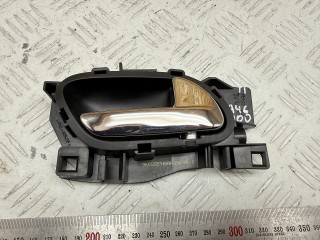 ручка внутренняя передняя правая Citroen C4 Picasso 1 поколение 2007, 2.0 л., RHJ (DW10BTED4), дизель, МКПП, передний привод, 96555516VD