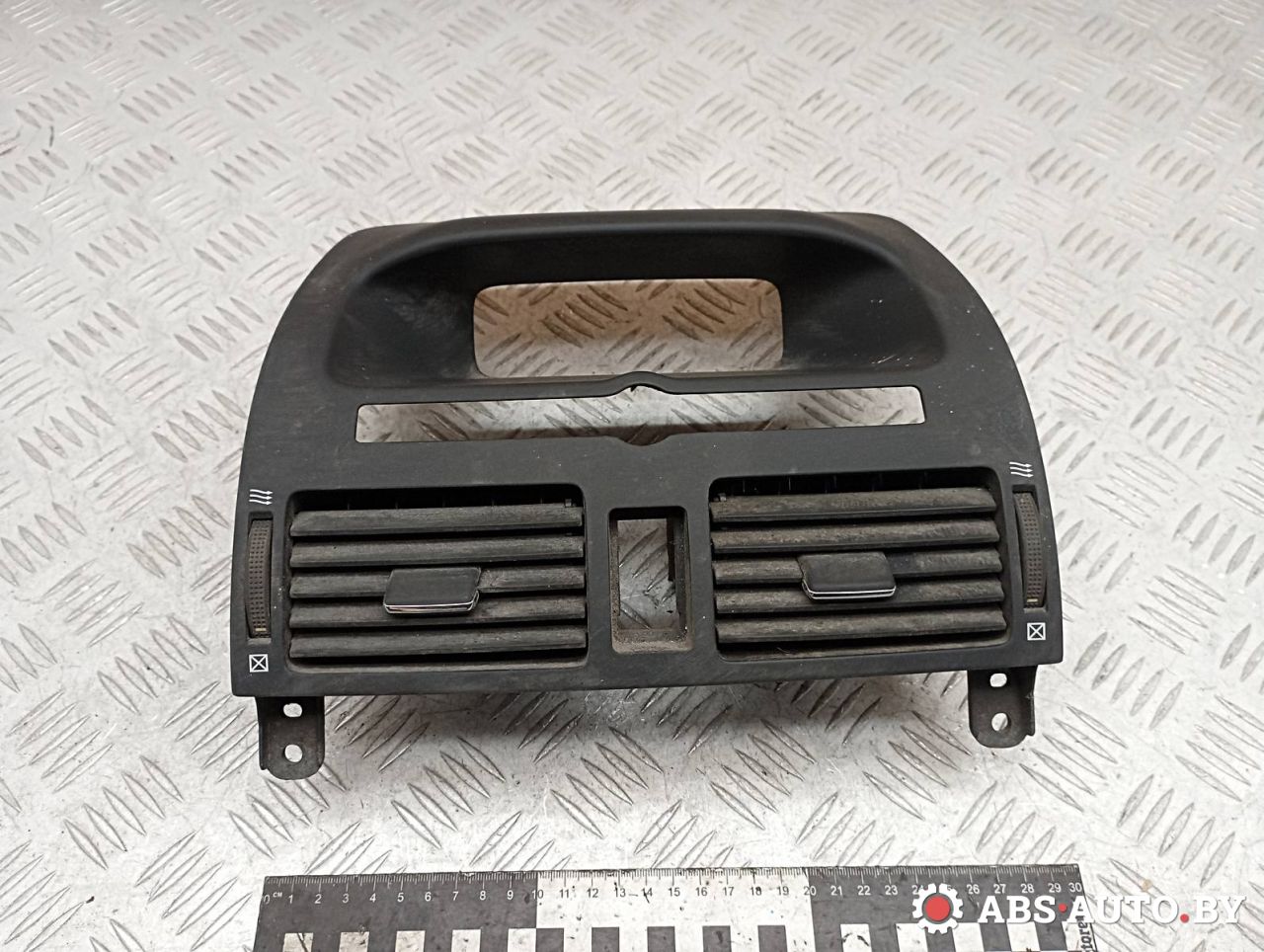 дефлектор обдува салона Toyota Avensis 2 поколение (T250) 2006, 2.0 л., дизель, BOURBON8581 - фото №1