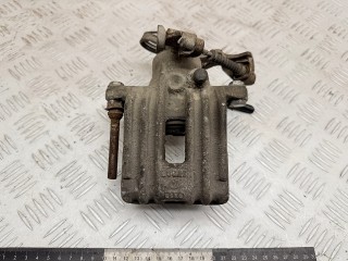 суппорт задний правый Audi A6 4B/C5 2000, 2.5 л., AKE, дизель, МКПП, полный привод, 8E0615424, 24338417325, 24338417327, 24338417345, 0986474225, 0986474831, F85171, BNZ1458ZP, BNZ1458ZW, PBRC345, BHN183E, 8E0615424A, 561N10011Z, 561N10498Z