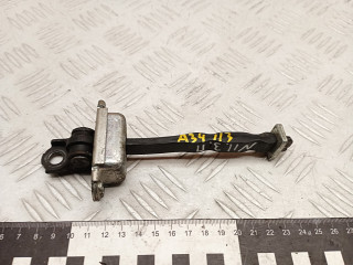 ограничитель открывания двери задней Nissan Qashqai 1 поколение 2008, 1.5 л., K9K 282, дизель, МКПП, правый руль, 82430JD000