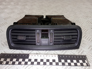 дефлектор обдува салона Skoda Roomster 1 поколение 2007, 5J0820951