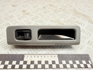 кнопка стеклоподъемника двери задней правой Volvo V50 1 поколение [рестайлинг] 2008, 2.4 л., B 5244 S4, бензин, МКПП, универсал, 30773217, 8663819