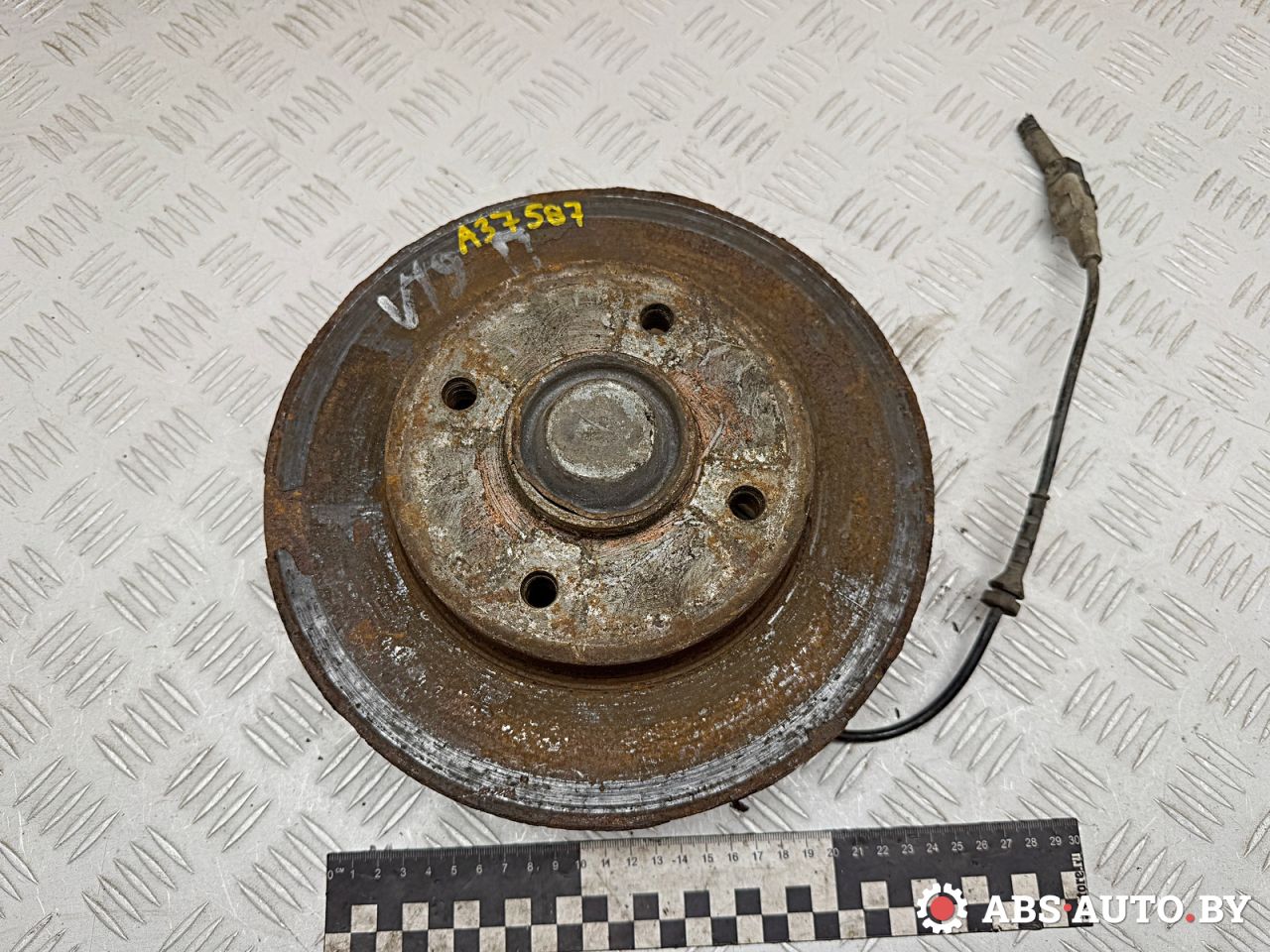 ступица задняя Peugeot 308 T7 2010, 1.6 л., 9HV (DV6ATED4), дизель, МКПП, 9659058180, 424965, 424966, 517641 - фото №1