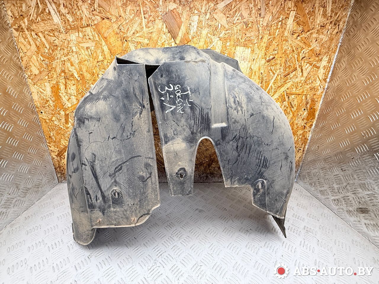 защита арок задняя левая (подкрылок) Audi A6 4B/C5 1999, 2.5 л., AKN, дизель, МКПП, универсал, передний привод, 4B0810171E - фото №1