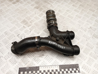 патрубок интеркулера Citroen C4 Picasso 1 поколение 2011, 1.6 л., 9HR (DV6C), дизель, МКПП, правый руль, 9678406580, 967840658000