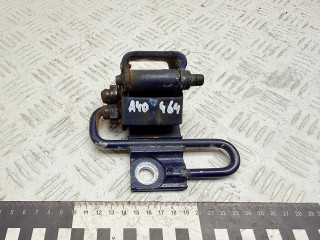 петля двери Volkswagen Passat B6 2007, 2.0 л., BMP, дизель, МКПП, универсал, 3C8833412A