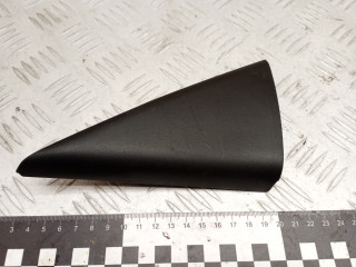 накладка двери (крышки) багажника Toyota RAV4 2 поколение (XA20) [рестайлинг] 2005, 2.0 л., 1CD-FTV, дизель, МКПП, внедорожник 5 дв., 6749242030