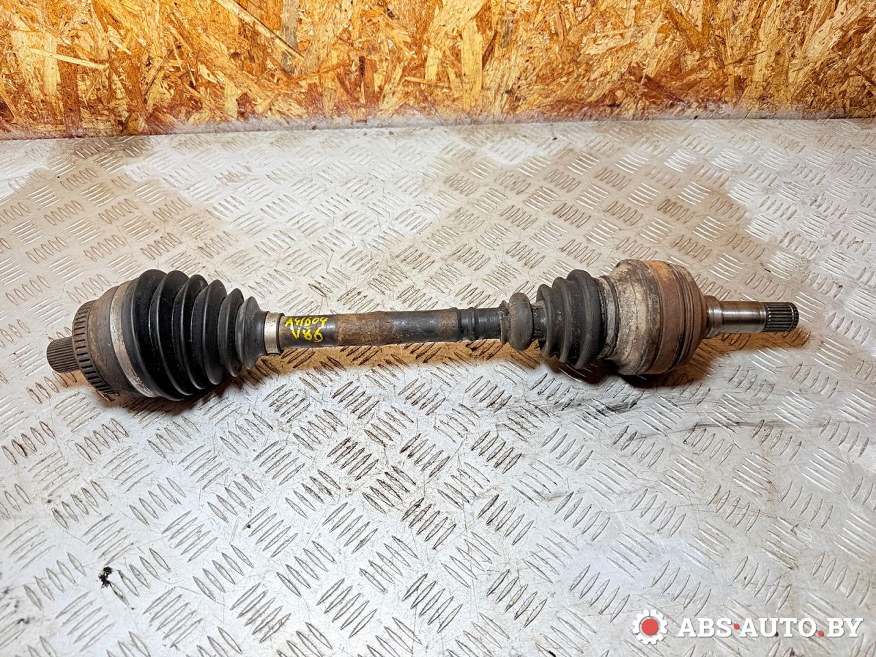 полуось передняя левая (приводной вал, ШРУС) Ford Galaxy 1 поколение 1998, 1.9 л., дизель, МКПП, минивэн, 95VW4K222BA, 7M0407294A, 7M0407271R, 7M0407449AX, 7M0407271AV, 7M0407271Q, 7M0407451AX, 7M0407271AX, 7M0407271F, 7M0407271L, RE95VW3220H1A, RE95VX3B437B1B, JZW407449LX, 95VW3B437GA, RE95VX3B437H1B, 95VW3B437HA, 95VW3B437HB, 1689845, 1689948, 1016692, 1125047, 95VW3B437FB, RM95VX3B437HB, RM95VX3B437BB, RM95VX3B437FB, RM95VW3220BA, 95VW3B437EA, 1097321, 95VW3B437FA, 1112537, 1097318, 1054927, 1020967, 1054925, 1132493, 1097322, 95VW3B437BA, 1132497, 7201677, 95VW3B437BB, 1689949, 1132498, 1689947, 7M0407449X, 7M0407451BX, JZW407449KX, 7M0407271A, 7M0407271J, 7M0407451X - фото №1