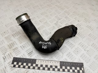 патрубок интеркулера Volkswagen Touareg 1 поколение 2006, 3.0 л., BKS, дизель, АКПП, внедорожник 5 дв., полный привод, 7L6145738A