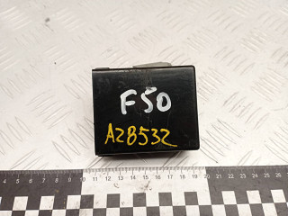 блок комфорта Toyota RAV4 2 поколение (XA20) 2003, 2.0 л., 1CD-FTV, дизель, МКПП, внедорожник 5 дв., 8865042150, 2771001910