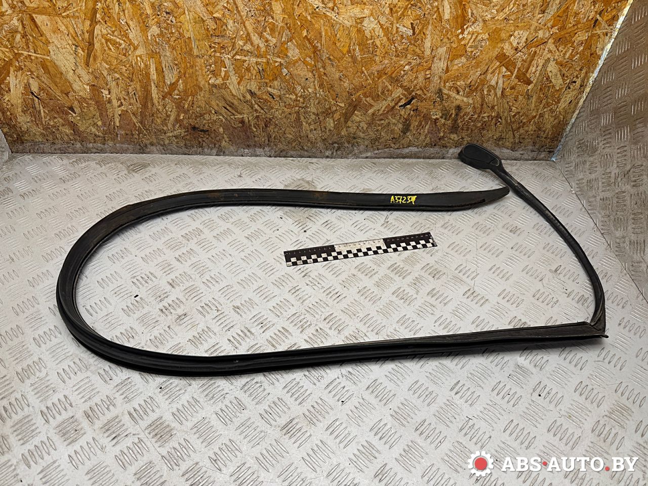 уплотнитель Opel Vectra B 1997, 2.0 л., Y 20 DTL, дизель, МКПП, 90585941 - фото №1