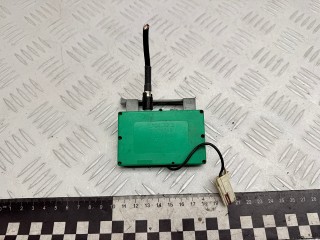 усилитель антенны Volvo V70 2 поколение [рестайлинг] 2007, 2.4 л., D 5244 T4, дизель, АКПП, универсал, 30679286, 13003500