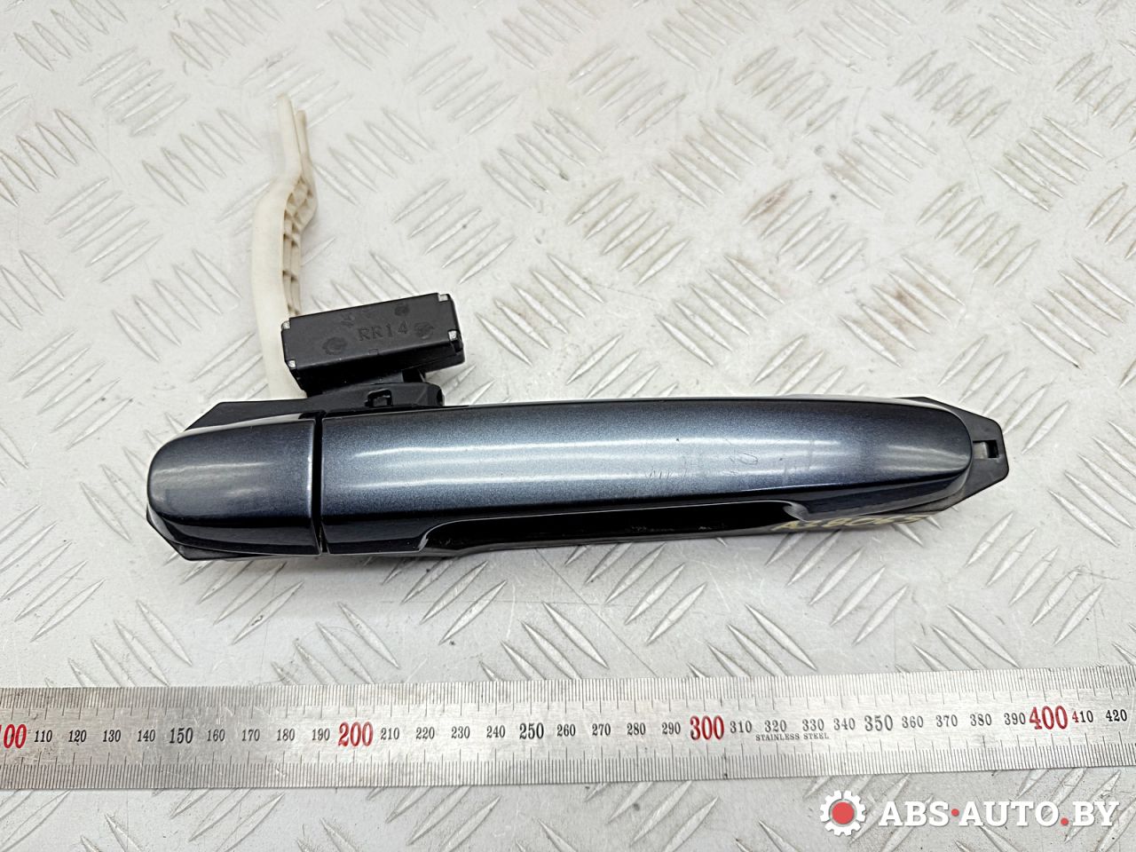 ручка наружная задняя правая Toyota RAV4 3 поколение (XA30) 2007, 2.2 л., 2AD-FTV, дизель, МКПП, внедорожник 5 дв. - фото №1