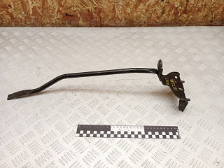 Кронштейн крепления бачка расширительного Toyota RAV4 2 поколение (XA20) 2003, 2.0 л., 1CD-FTV, дизель, МКПП, внедорожник 5 дв.