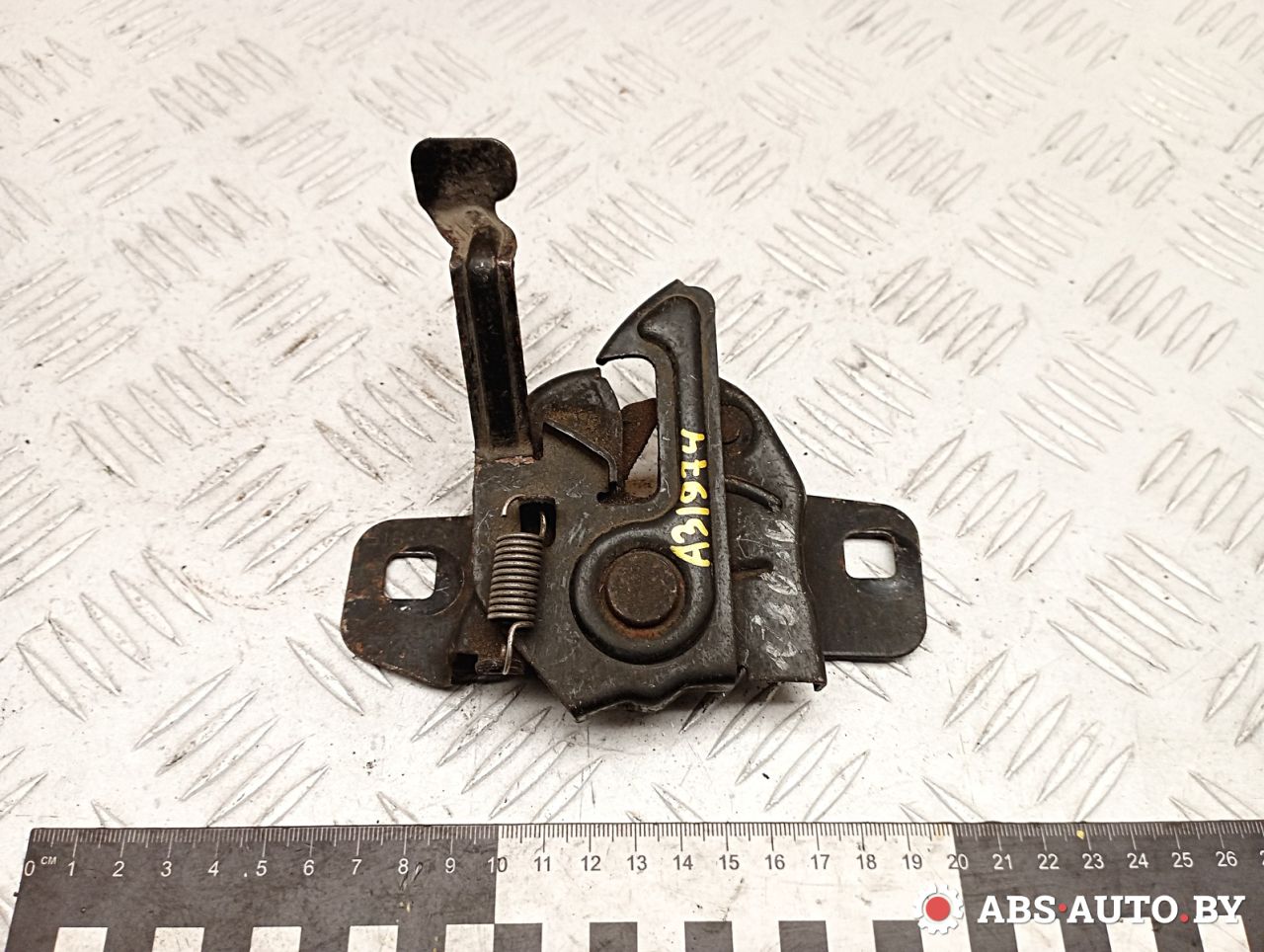 замок капота Chrysler Neon 1 поколение 1998, 2.0 л., бензин - фото №1