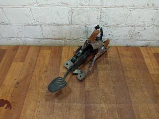 педаль сцепления Nissan X-Trail T32 2014, 1.6 л., R9M, дизель, МКПП, полный подключаемый привод, правый руль, 465034BG2B