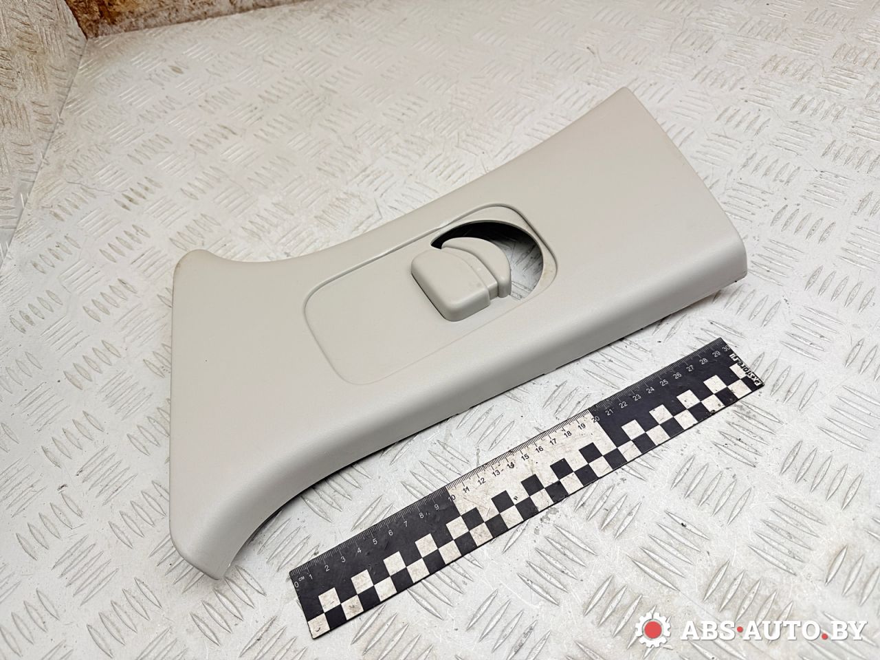 обшивка стойки центральной левой Peugeot 3008 1 поколение 2012, 1.6 л., 9HR (DV6C), дизель, робот, 9674338777 - фото №1