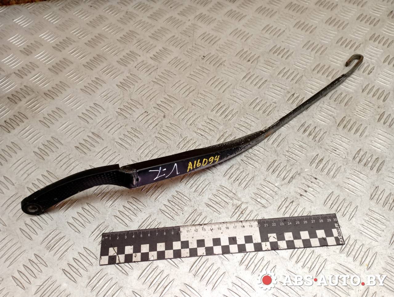 щеткодержатель (поводок стеклоочистителя, дворник) Renault Laguna 2 поколение 2004, 1.8 л., бензин, АКПП, хетчбэк 5 дв., 80004996, 8200001887C - фото №1