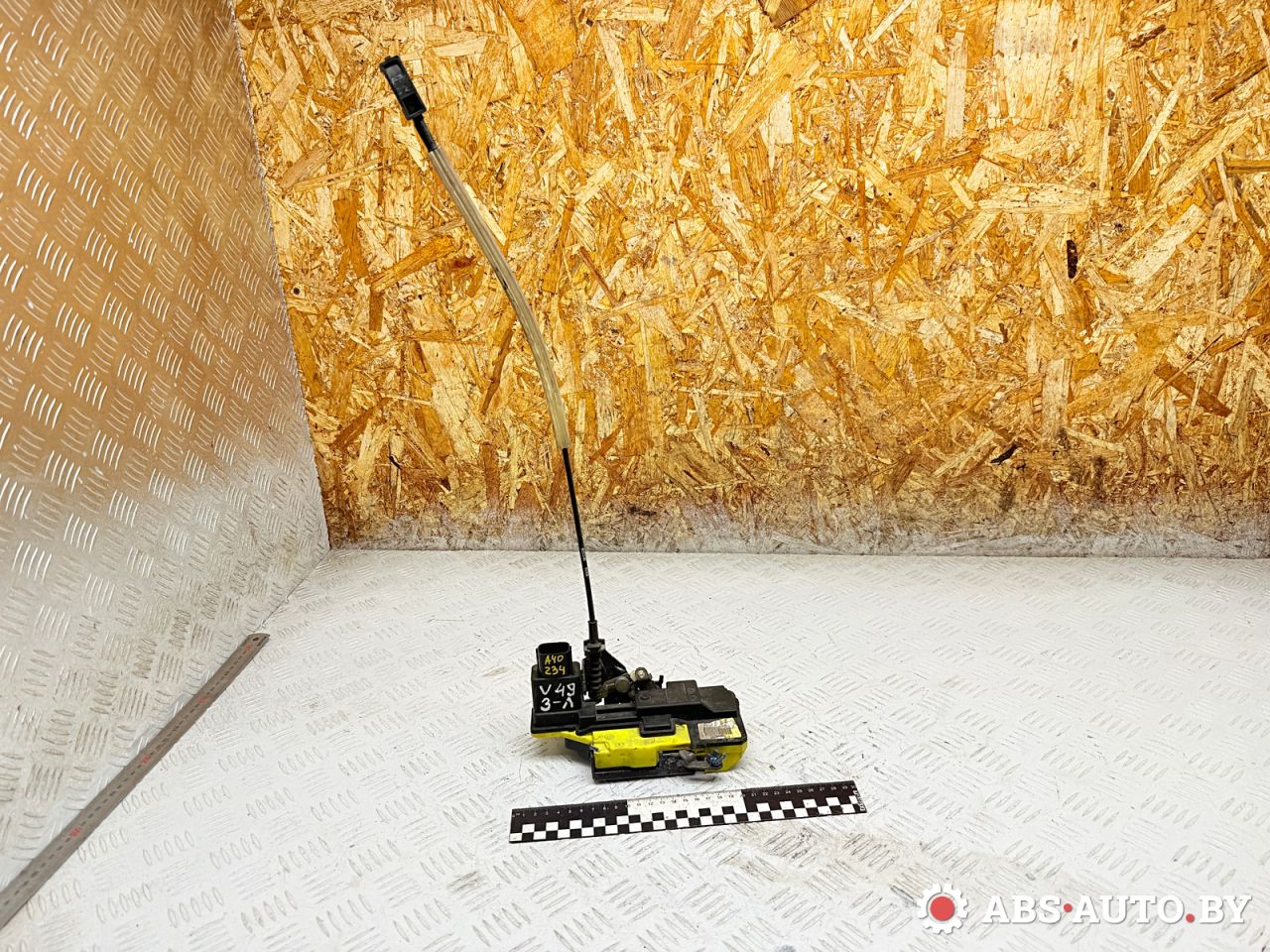 замок двери задней левой Volvo S60 1 поколение 2003, 2.4 л., дизель, МКПП, седан, 8650552 - фото №1