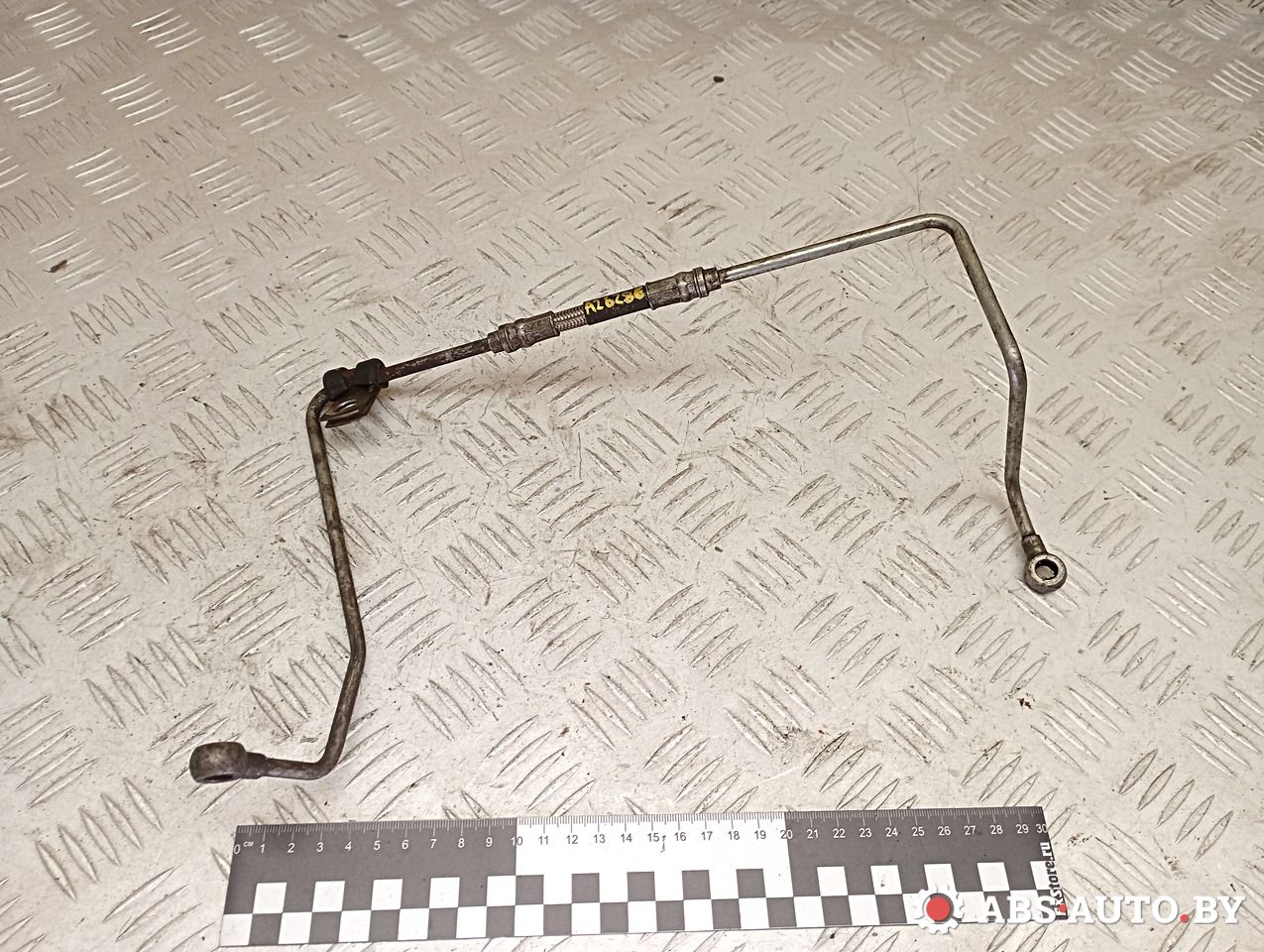 масляная трубка турбины Ford Mondeo 2 поколение 1998, 1.8 л., дизель, 96FF6K679AD - фото №1